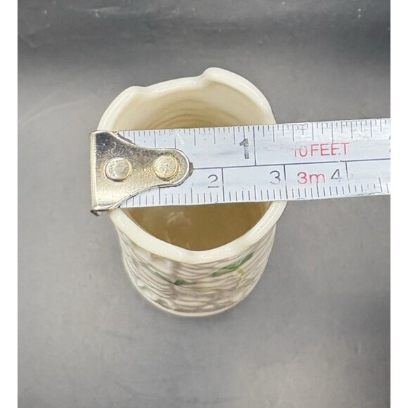 Belleek Irish Mini Castle Shamrock Bud Vase 4 Inches Used - Picture 10 of 10
